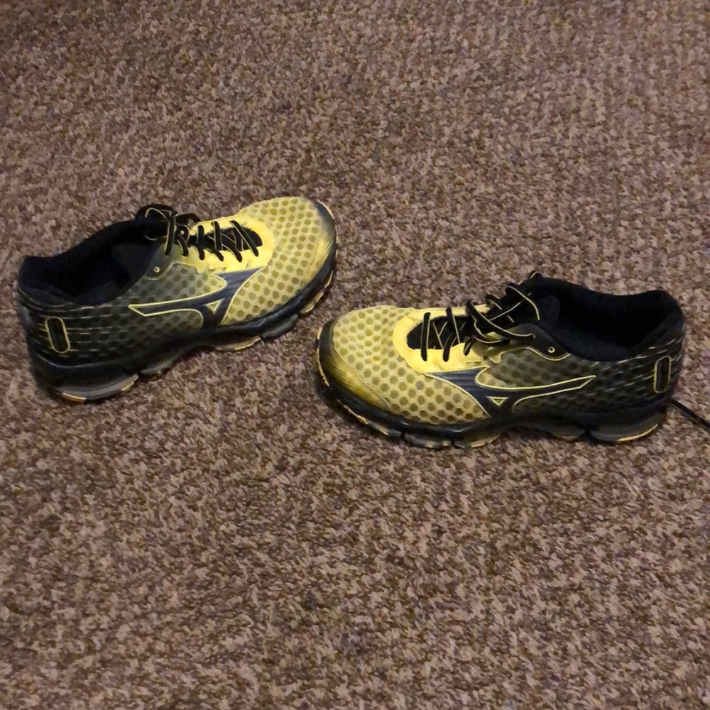 Mizuno Men’s Shoes